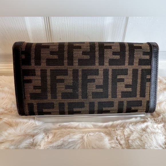 FENDI ZUCCA CANVAS SIGNATURE CONTINENTAL LEATHER LONG WALLET - Picture 2 of 16
